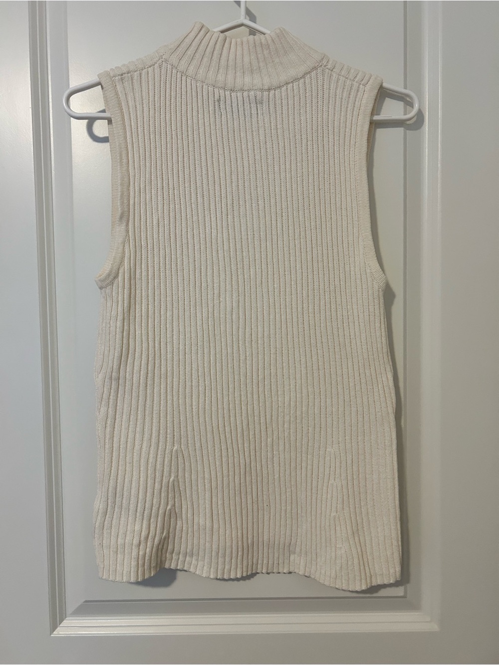 Sleeveless Ribbed Mock Neck Top - small - Picture 2 of 6